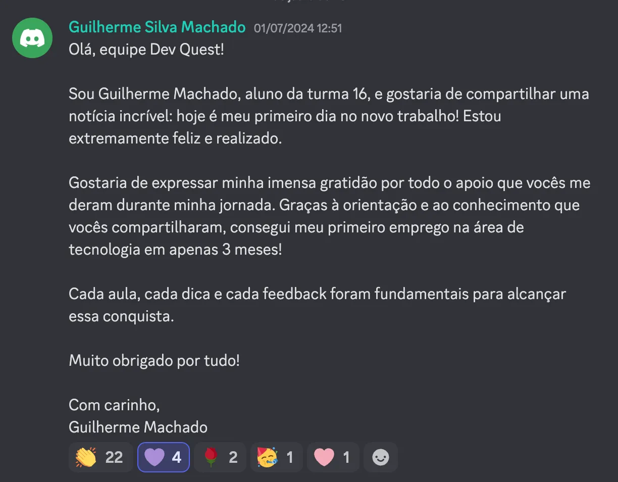 Print do depoimento 18 de aluno Dev em Dobro anunciando a primeira vaga