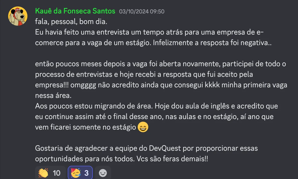 Print do depoimento 23 de aluno Dev em Dobro anunciando a primeira vaga