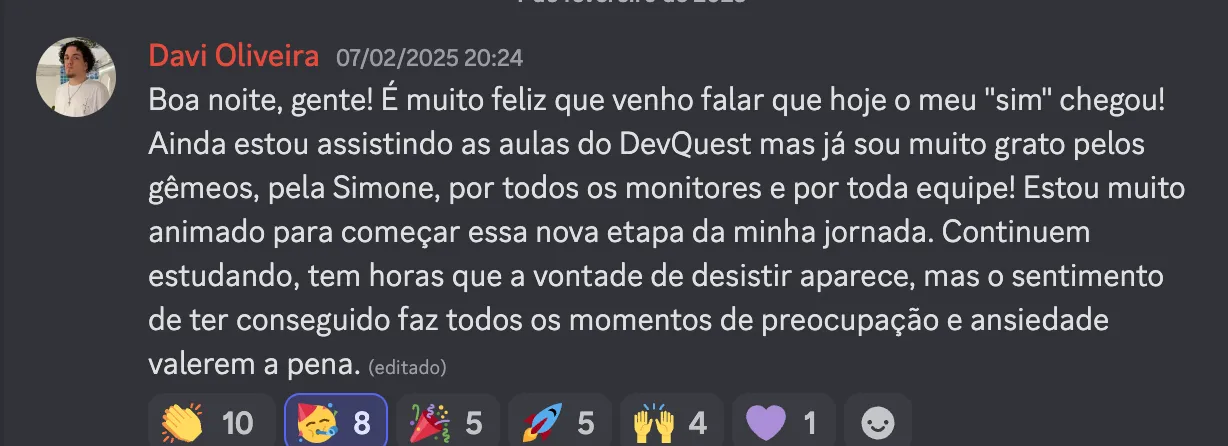 Print do depoimento 29 de aluno Dev em Dobro anunciando a primeira vaga