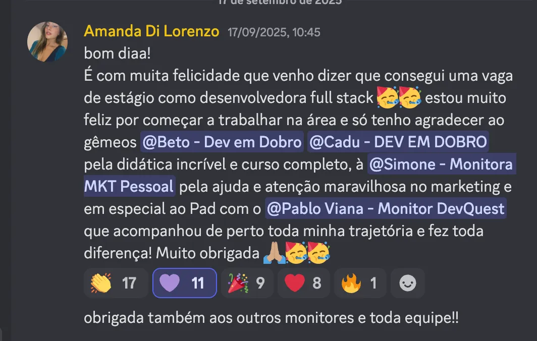 Print do depoimento 40 de aluno Dev em Dobro anunciando a primeira vaga