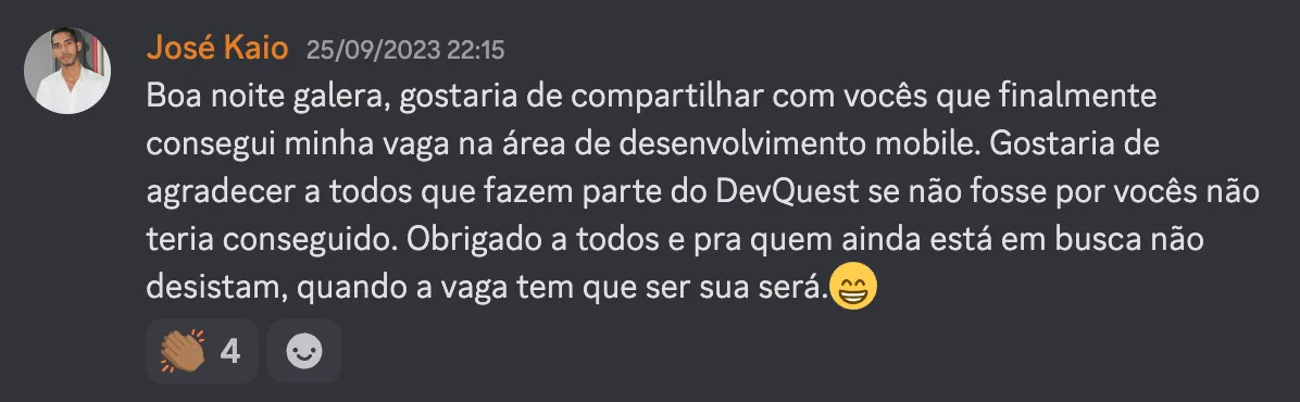 Print do depoimento 6 de aluno Dev em Dobro anunciando a primeira vaga